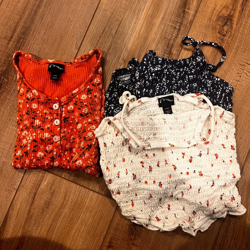Art Class Orange, Blue, and White Floral Tops